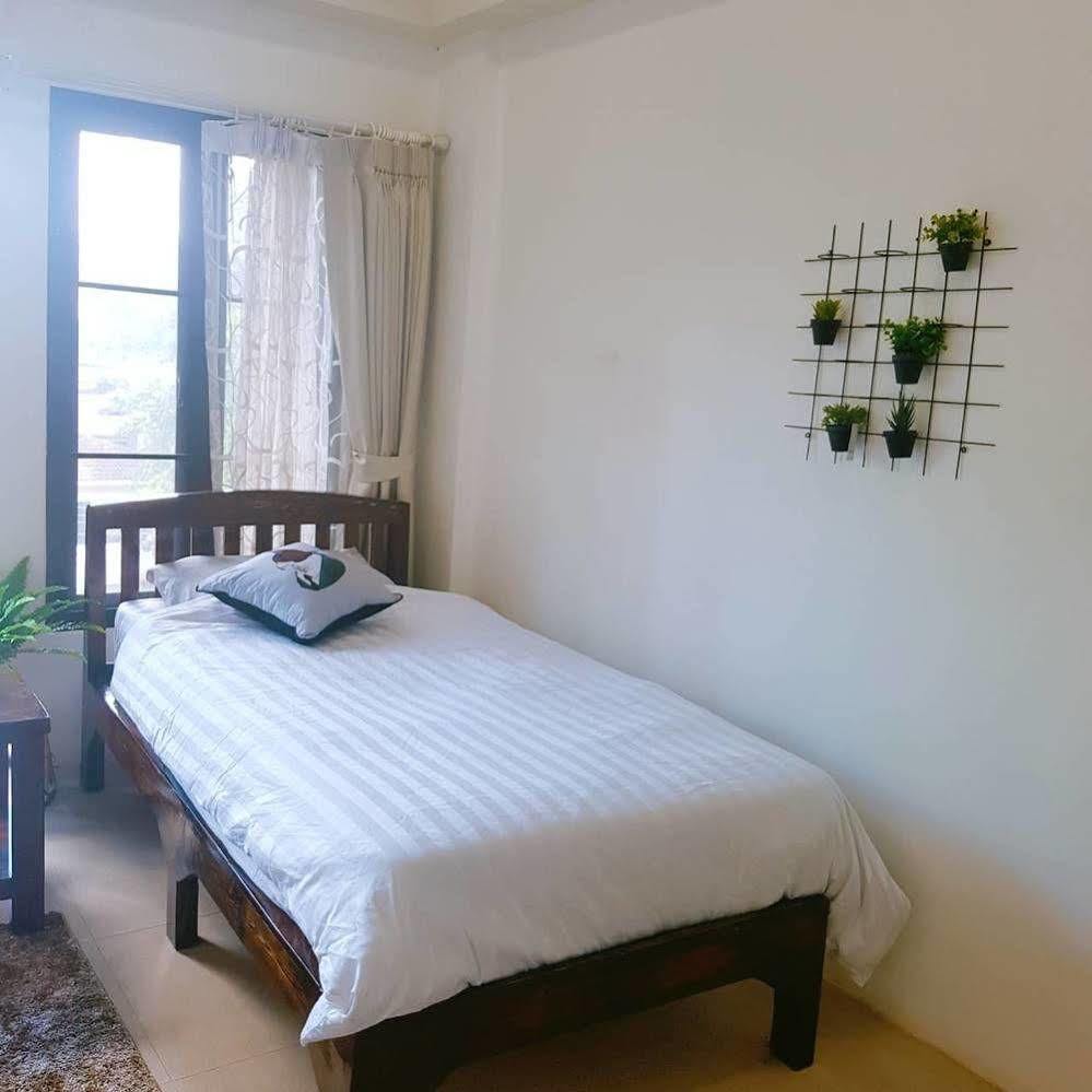 Bakeroom Hostel Τσιάνγκ Μάι Εξωτερικό φωτογραφία